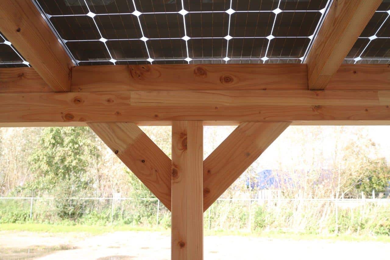 Douglas hout frame en staanders solar veranda