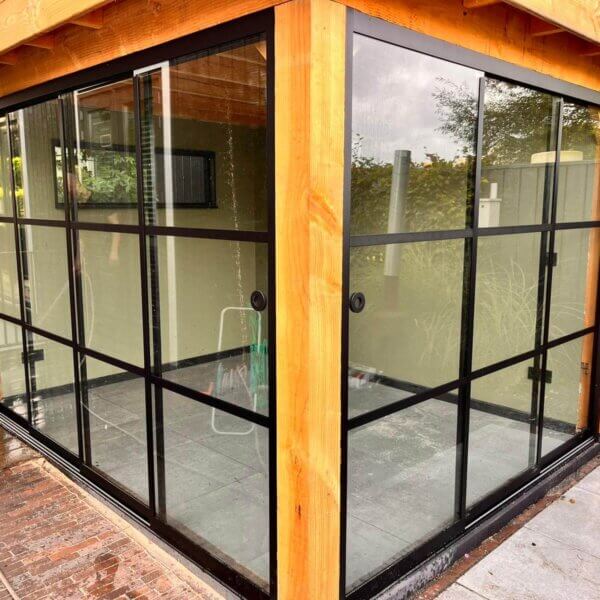 Fiano glaswand steellook zwart